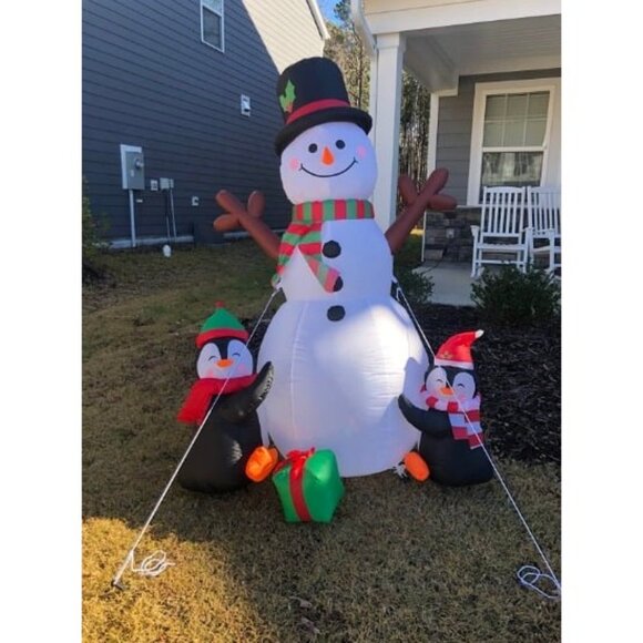 6ft Christmas Inflatables Outdoor Decorations, Blow Up Snowman Penguins - Picture 2 of 2